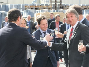 toosten op geopende productiehal Lankhorst