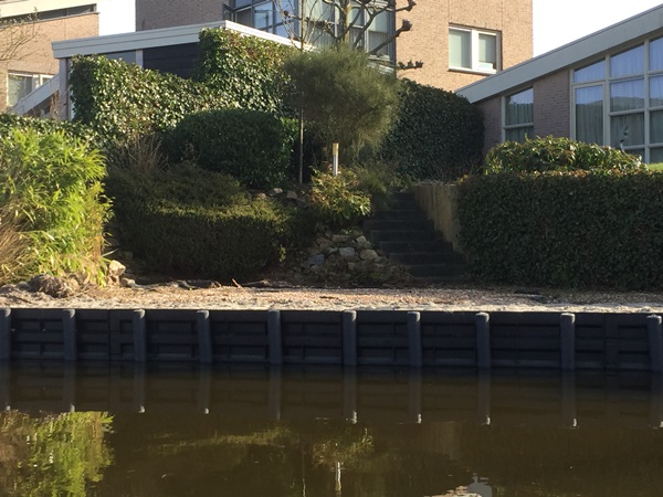 beschoeiing plaatsen