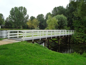 recycled plastic bridges
